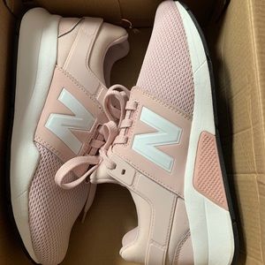 New balance shoes